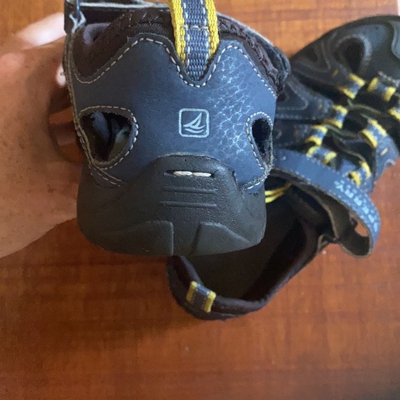 Sperry kids wet tech fisherman shoe sandal - Picture 5 of 10